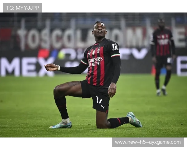 AC米兰吉鲁头球得手扩大领先